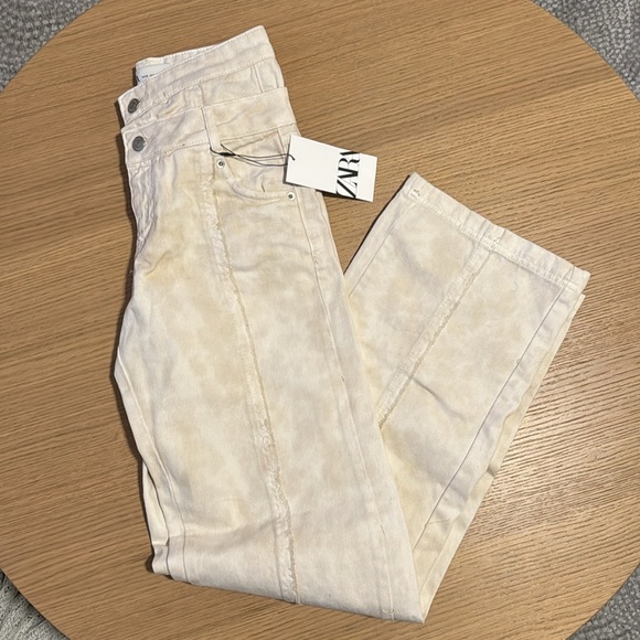 NWT Zara Flared Jeans - Picture 4 of 6